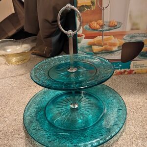 Pioneer woman, two-tier Tray